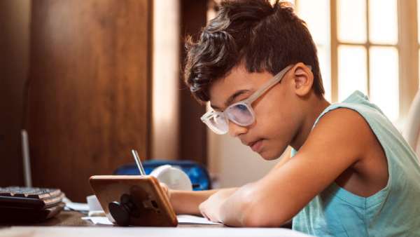 எழுந்த உடன் ஆன்லைன் வகுப்பு 