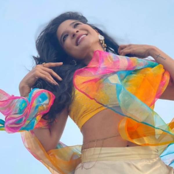 காற்றில் பறந்து போன துப்பட்டா