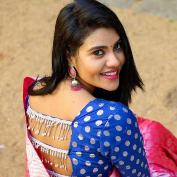 வேற லெவல் சிரிப்புதான்