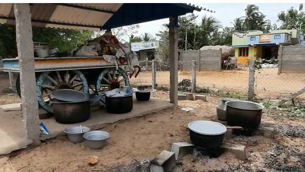 கிடா விருந்துக்கு வந்தனர் கிடா விருந்துக்கு வந்தனர்