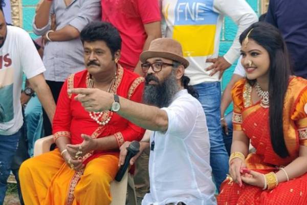 ஒரு ரவுண்டு வரலாமா