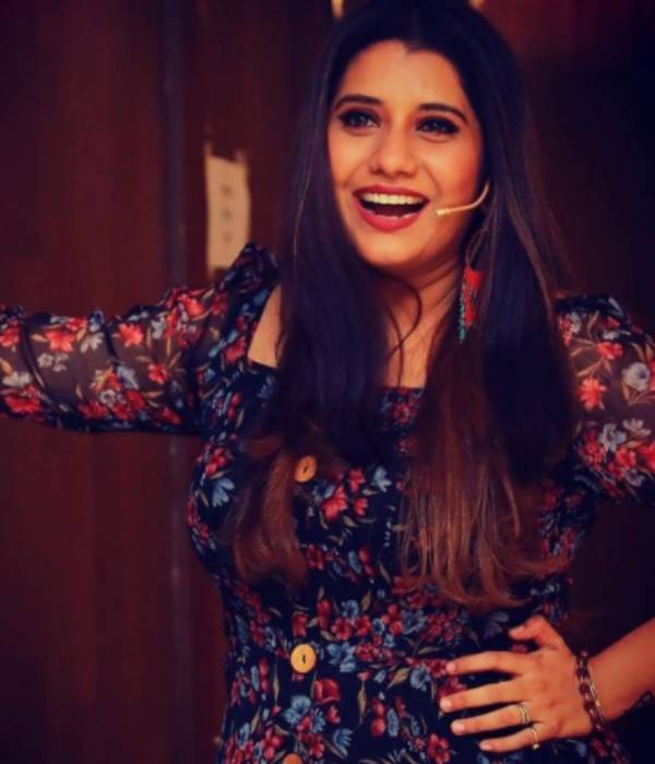 கூச்சம் எல்லாம் இல்லை