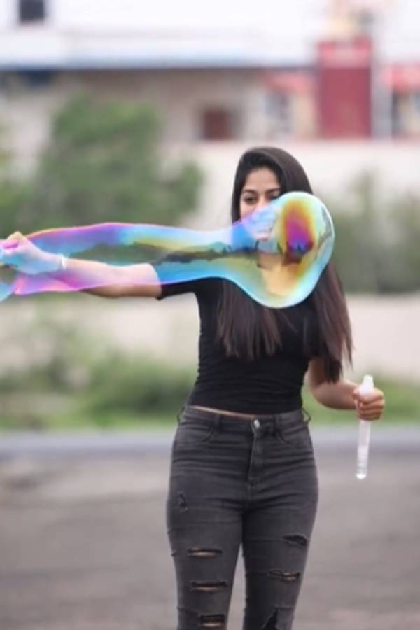 சூட்டிங் ஸ்பாட் சேட்டைகள் அதிகம் தான் 