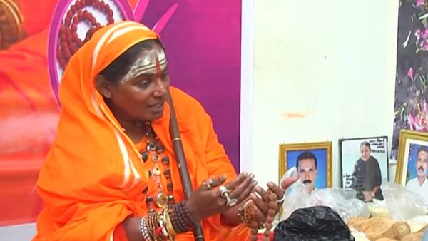  Athma Siddhar Lakshmi Amma says that Actor Simbu should meet her