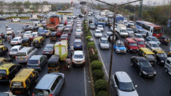 One flat Families shouldnt be allowed to own 4 or 5 cars: Mumbai HC 