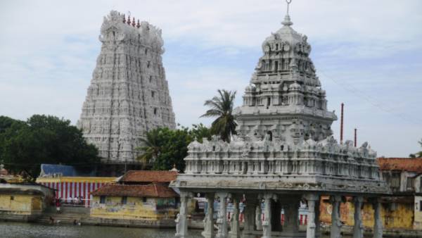 நிறைபுத்தரிசி பூஜை 