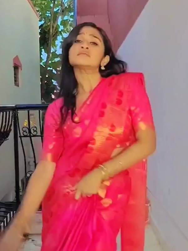 வைரலான போட்டோ ஷூட் 