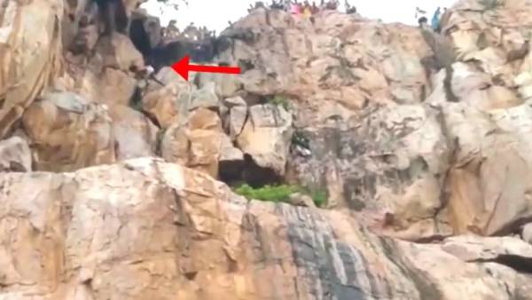 நெஞ்சம் பதறுகிறது 