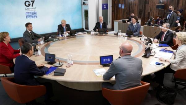 தீவிரவாதம் 