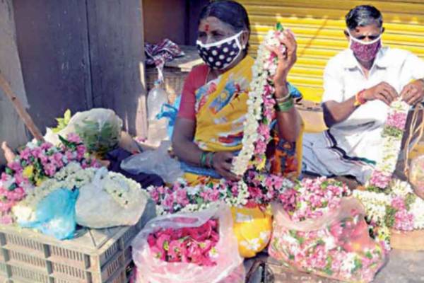 சாலையோர வியாபாரிகள் 