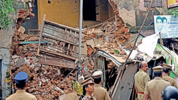 93 ஆக்கிரமிப்பு குடியிருப்புகள்