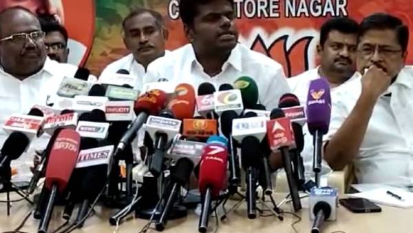 திமுகுகவிற்கு பாராட்டு 
