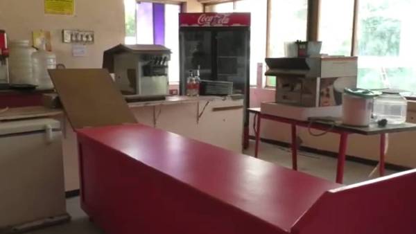 100 சதவீதம் பணியாளர்கள் 