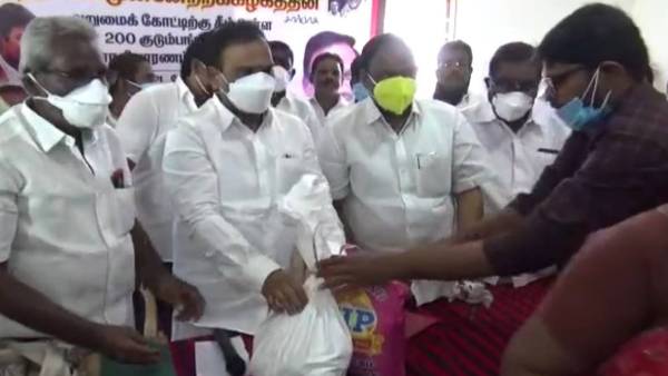 ஸ்டாலின் முதலிடம் 