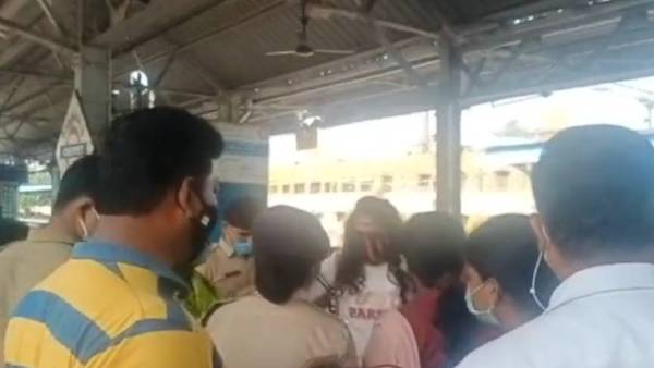 கொரோனா கொரோனா