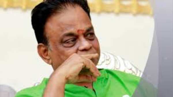 சொகுசு அறையில் சோதனை 