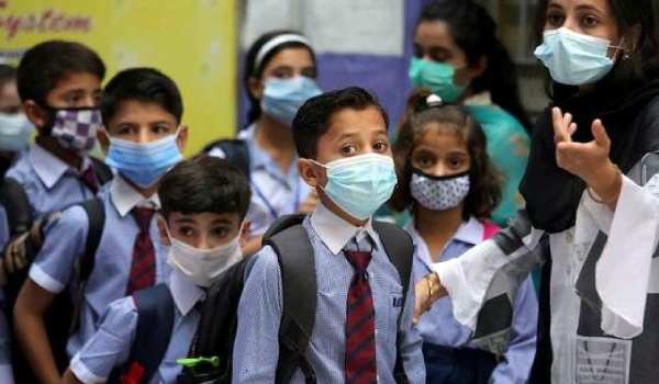 பள்ளிகள் திறப்பு