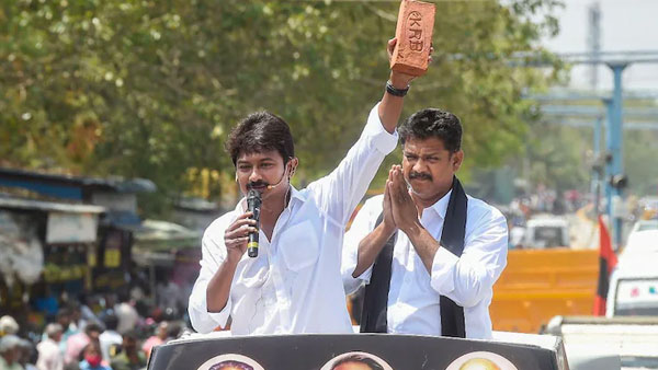 செங்கல் வைத்து பிரச்சாரம்