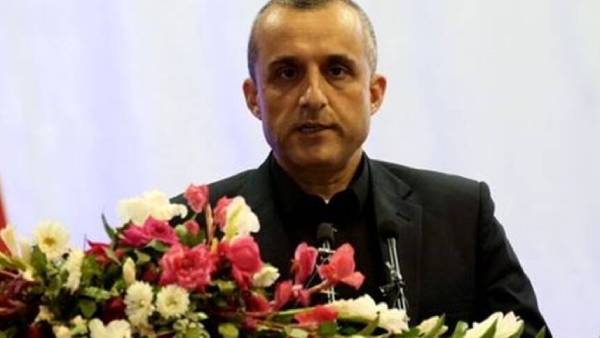 கடுமையான குரல் 