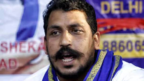 தலித் வாக்குகள் யாருக்கு? 