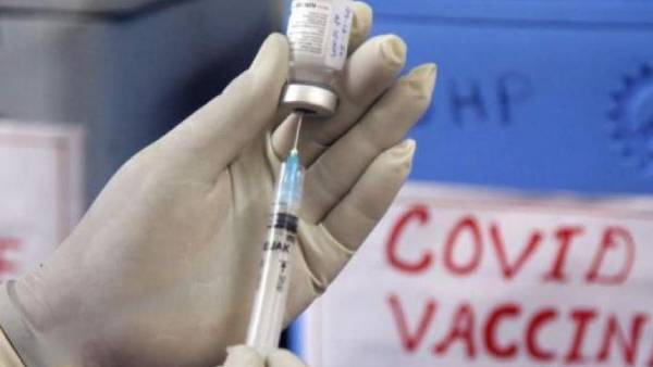  தடுப்பூசி