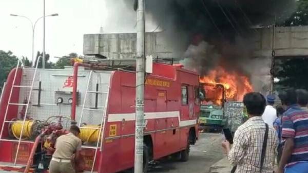 மளமளவென பரவிய தீ 