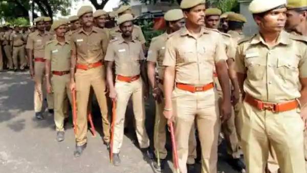 அதிகாரிகள் யார்? அதிகாரிகள் யார்?