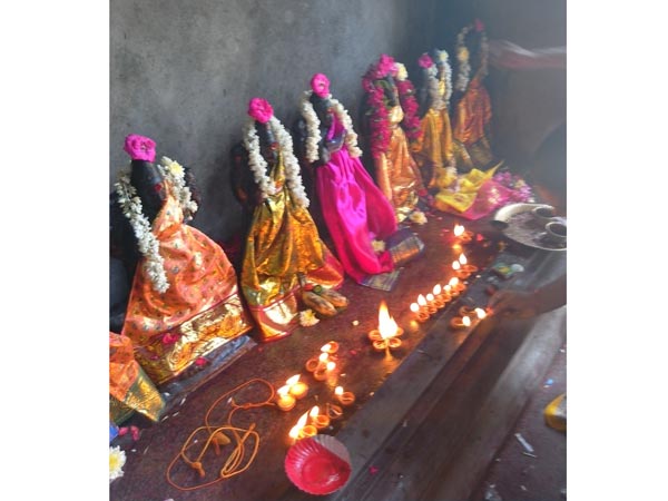 அம்மனுக்கு கூழ் அம்மனுக்கு கூழ்