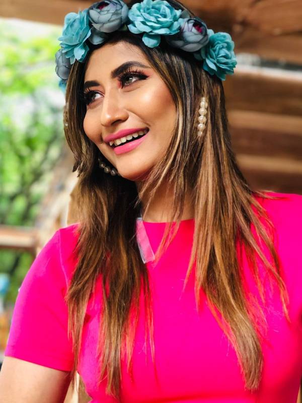 ஏதோ சம்மந்தம் இருக்கு