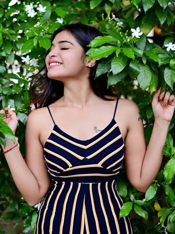 யார் அழகு சொல்லுங்க யார் அழகு சொல்லுங்க