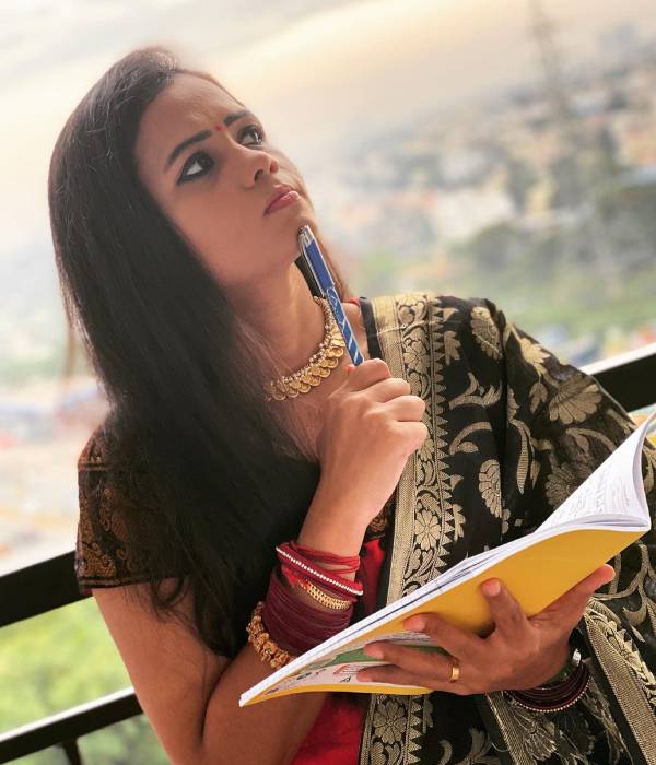 ரசிகர்களைக் கவர்ந்த விஜே