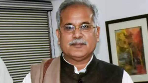  முதல்வரின் தந்தை கைது