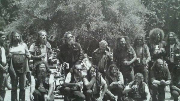 யார் இவர்கள்? 