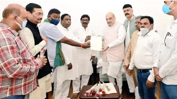 ஹேமந்த் தலைமையில் ஜார்க்கண்ட் குழு 