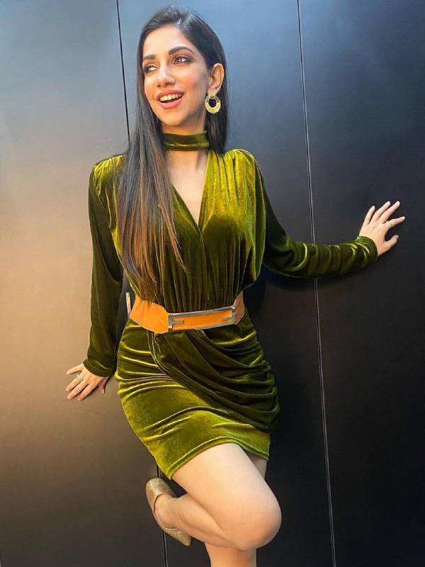 விளையாட்டு வர்ணனையாளர் விளையாட்டு வர்ணனையாளர்