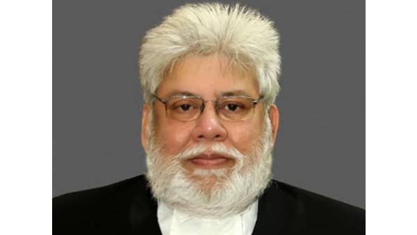 வழக்கறிஞர்கள் எதிர்ப்பு