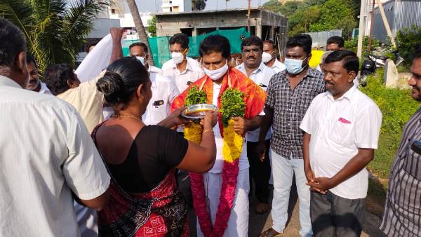 ஆக்ரோஷம் 