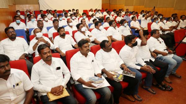 மக்களுக்கு நம்பிக்கை 