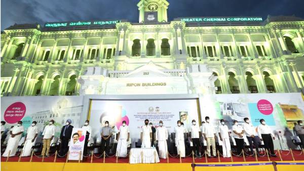 உள்ளாட்சி துறை அமைச்சர் 