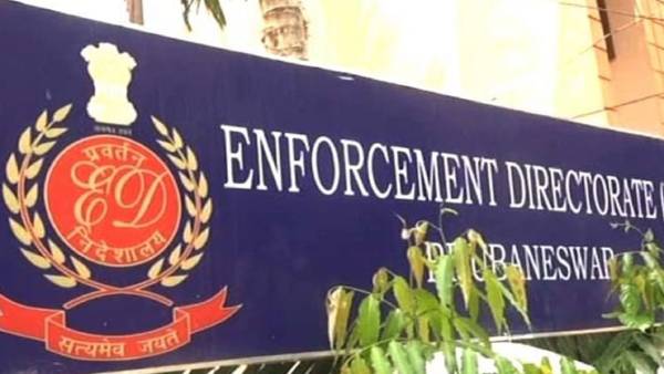 அதிரடி தொடர்கிறது அதிரடி தொடர்கிறது