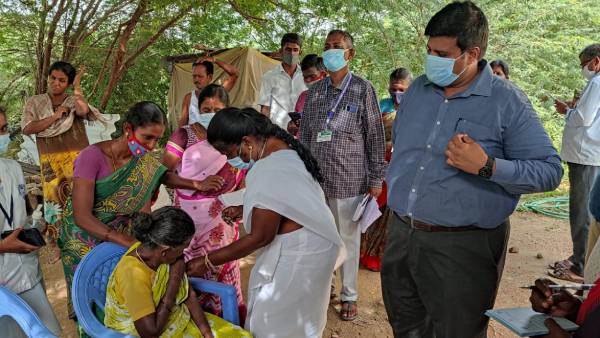மெகா தடுப்பூசி முகாம் மெகா தடுப்பூசி முகாம்