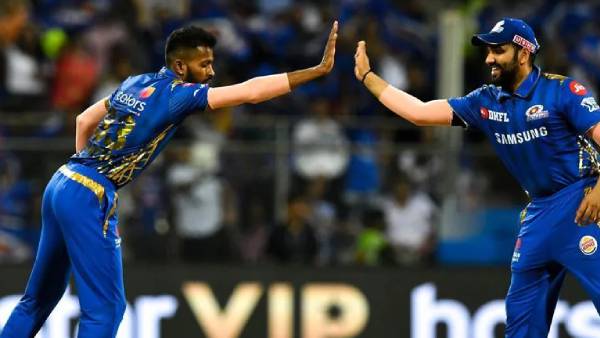 முதல் ஓவரே மொத்தமும் போச்சே 