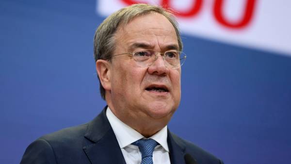 யார் போட்டி?