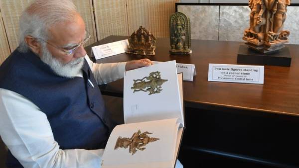  சிலைகள் 