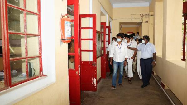  அமைச்சர் ஆய்வு