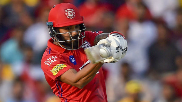 யார் இறங்குவார்