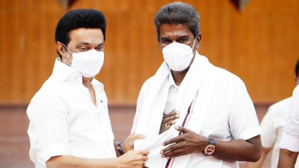 திமுகவில் மகேந்திரன் 