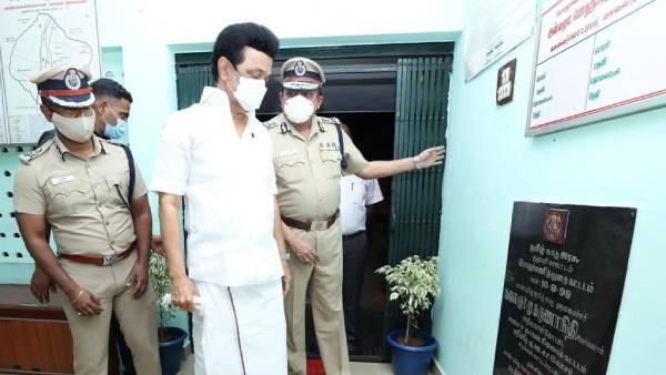 ஸ்டாலின் காவல்நிலையம் 