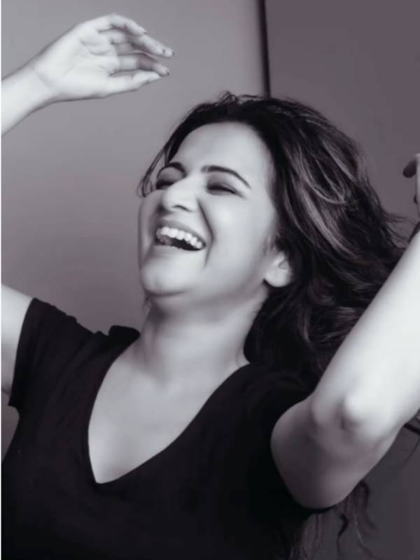 இது எப்படி இருக்கு சொல்லுங்க 