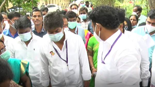 நிதியுதவி நிதியுதவி